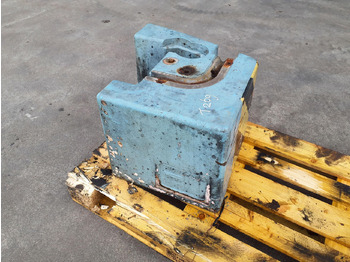 Противовес для Мобильных кранов Liebherr LTM 1040-2.1 counterweight 0.75t: фото 2 Противовес для Мобильных кранов Liebherr LTM 1040-2.1 counterweight 0.75t: фото 2