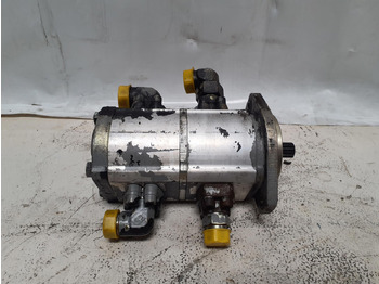 : фото в шапке страницы