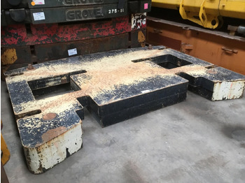 Противовес TEREX