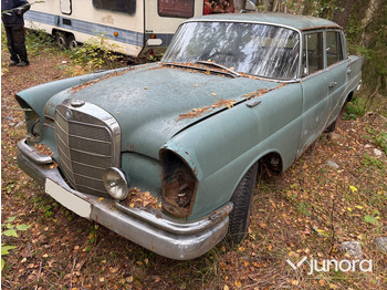 Легковой автомобиль MERCEDES-BENZ