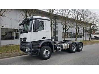 Тягач MERCEDES-BENZ Actros 3340