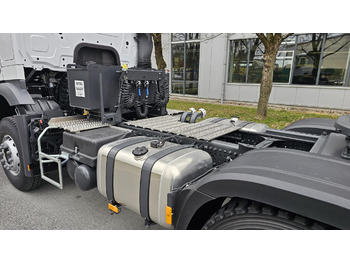 MERCEDES-BENZ Actros 3340 S 6x4 ADR Euro 3 Tractor Head в лизинг MERCEDES-BENZ Actros 3340 S 6x4 ADR Euro 3 Tractor Head: фото 5