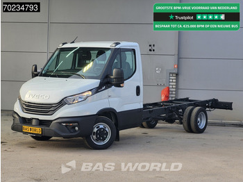 Лёгкий коммерческий автомобиль IVECO Daily 35c18