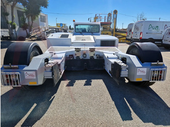 : фото в шапке страницы