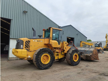 Колёсный погрузчик VOLVO L120F