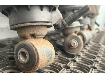 Подвеска кабины DAF XF 106 CAB SUSPENSION BOOT SET: фото 4 Подвеска кабины DAF XF 106 CAB SUSPENSION BOOT SET: фото 4