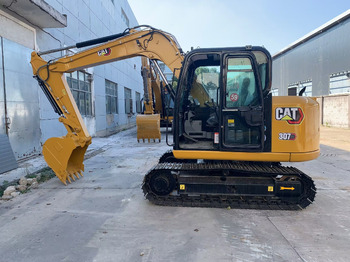Гусеничный экскаватор CATERPILLAR 306E2