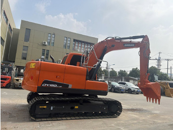 Гусеничный экскаватор DOOSAN DX150