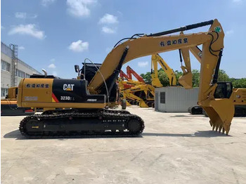 Гусеничный экскаватор CATERPILLAR 323D2L