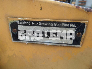 Навесное оборудование LIEBHERR