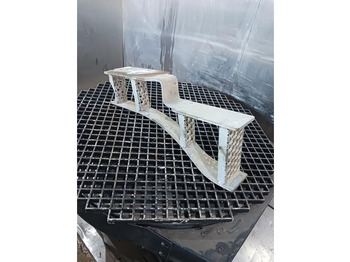 Кабина и интерьер LIEBHERR