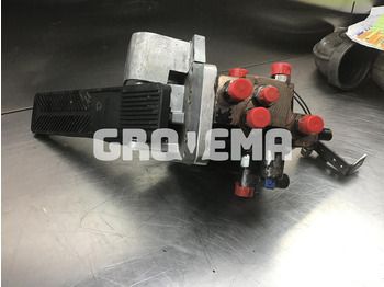 Педаль LIEBHERR