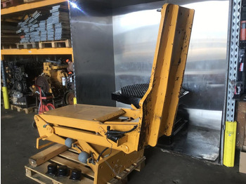 Кабина и интерьер LIEBHERR