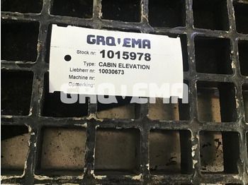Кабина и интерьер LIEBHERR