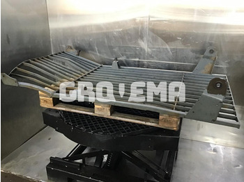 Кабина и интерьер LIEBHERR