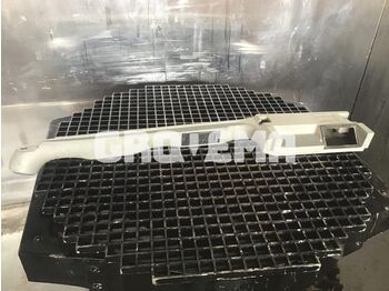 Бампер LIEBHERR