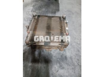 Радиатор LIEBHERR