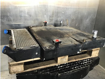 Радиатор LIEBHERR