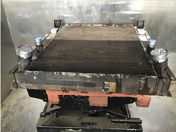 : фото в шапке страницы