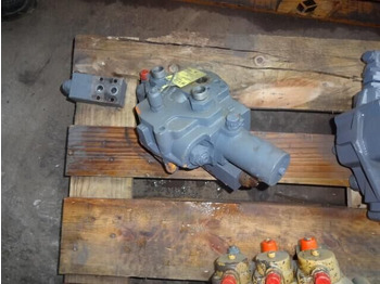 : фото в шапке страницы