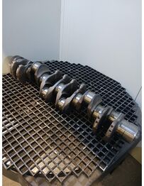Коленчатый вал LIEBHERR