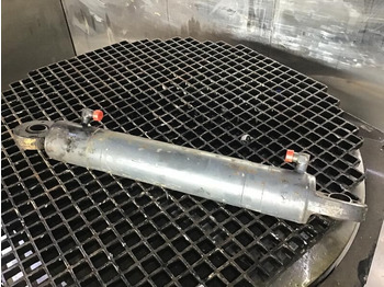 Гидравлический цилиндр LIEBHERR