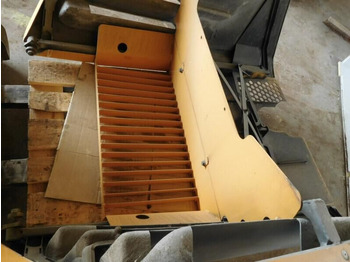 Двигатель и запчасти LIEBHERR