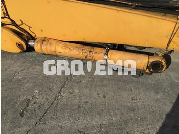 Гидравлический цилиндр LIEBHERR