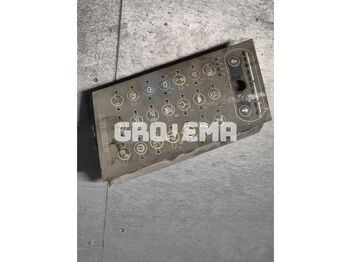 Приборная панель LIEBHERR