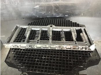 Кабина и интерьер LIEBHERR