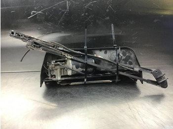 : фото в шапке страницы