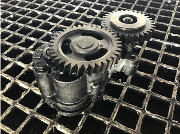 Масляный насос LIEBHERR