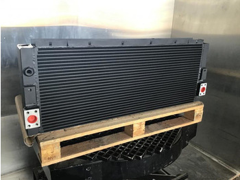 Новый Масляный радиатор Liebherr Oilcooler: фото 2