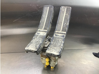 Педаль LIEBHERR