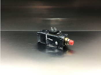 : фото в шапке страницы