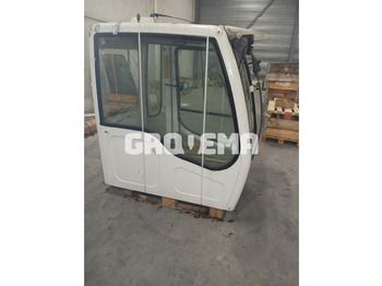 Кабина и интерьер LIEBHERR