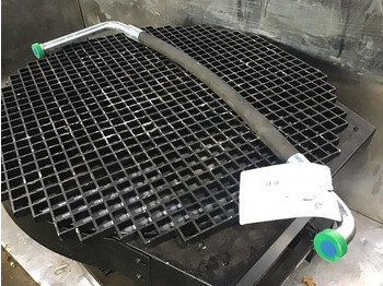 : фото в шапке страницы