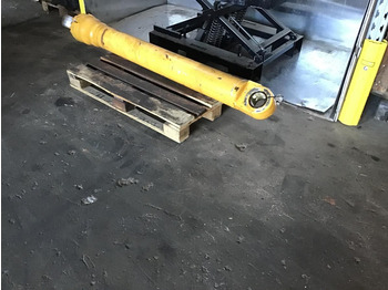 Гидравлический цилиндр LIEBHERR