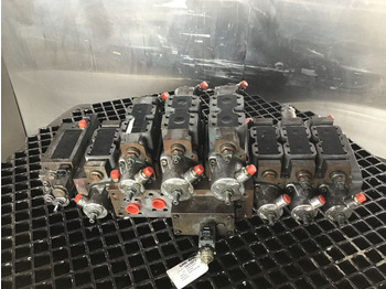 Клапан LIEBHERR