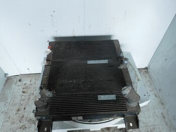 Радиатор LIEBHERR