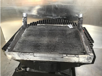 Радиатор LIEBHERR