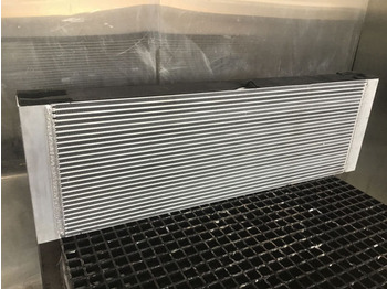 Новый Радиатор Liebherr Watercooler: фото 3