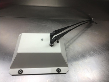 Щетка стеклоочистителя LIEBHERR