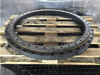 Запчасти LIEBHERR