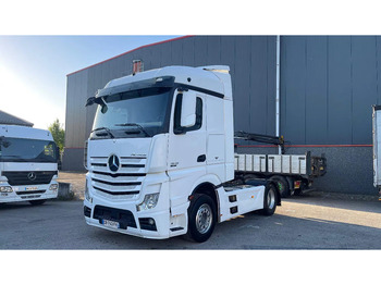 Тягач MERCEDES-BENZ Actros 1945