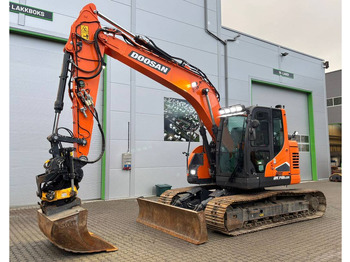 Гусеничный экскаватор DOOSAN DX140LCR-7