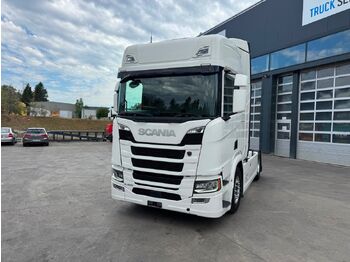 Тягач SCANIA R 450