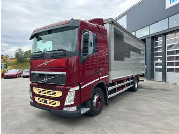 : фото в шапке страницы