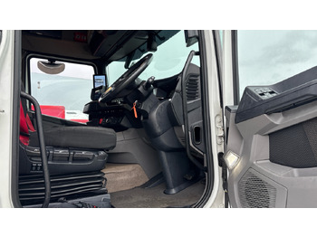 Тягач DAF XF 530: фото 5 Тягач DAF XF 530: фото 5