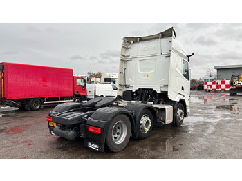 Тягач DAF XF 530: фото 4 Тягач DAF XF 530: фото 4